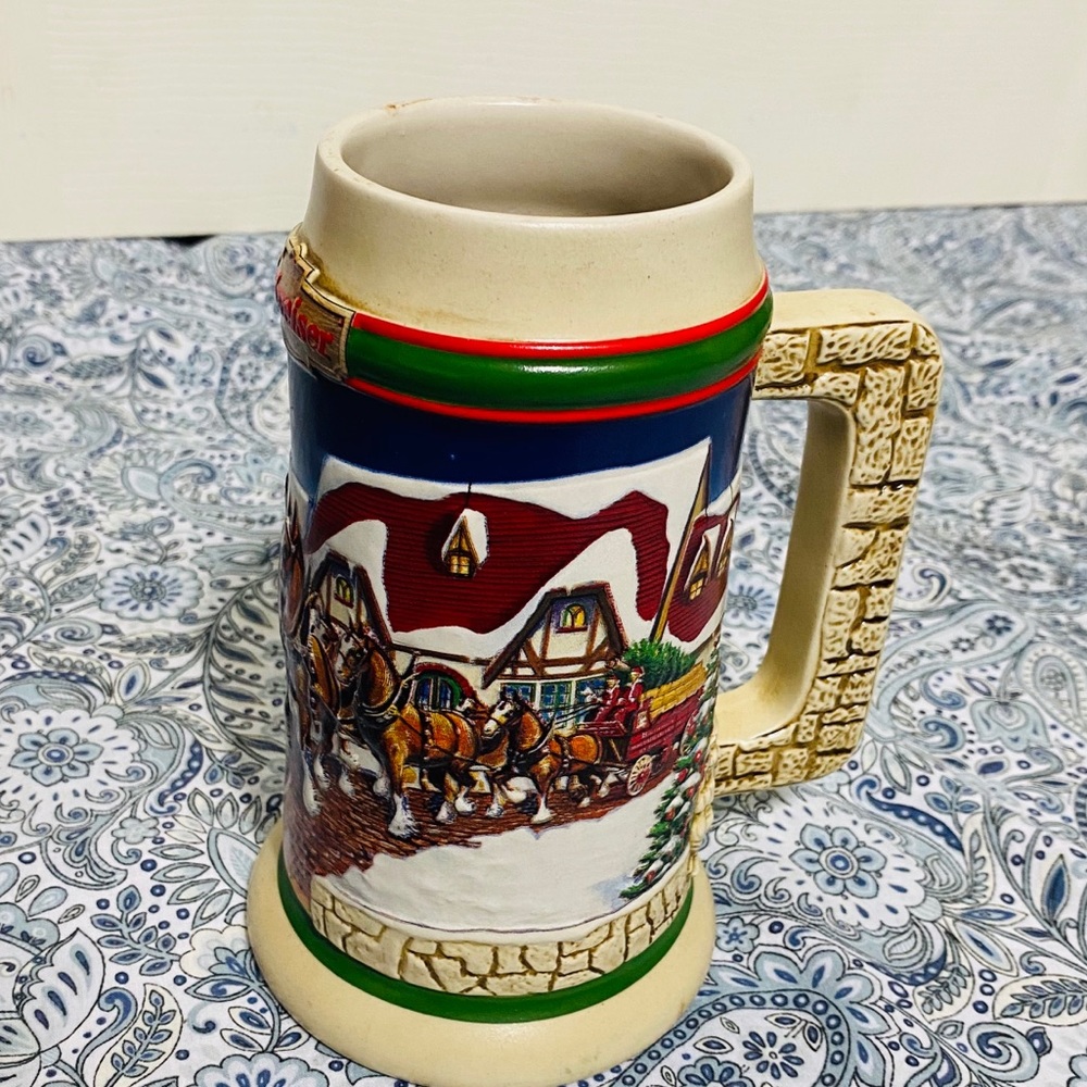 Vintage Budweiser mug holidays Christmas euc